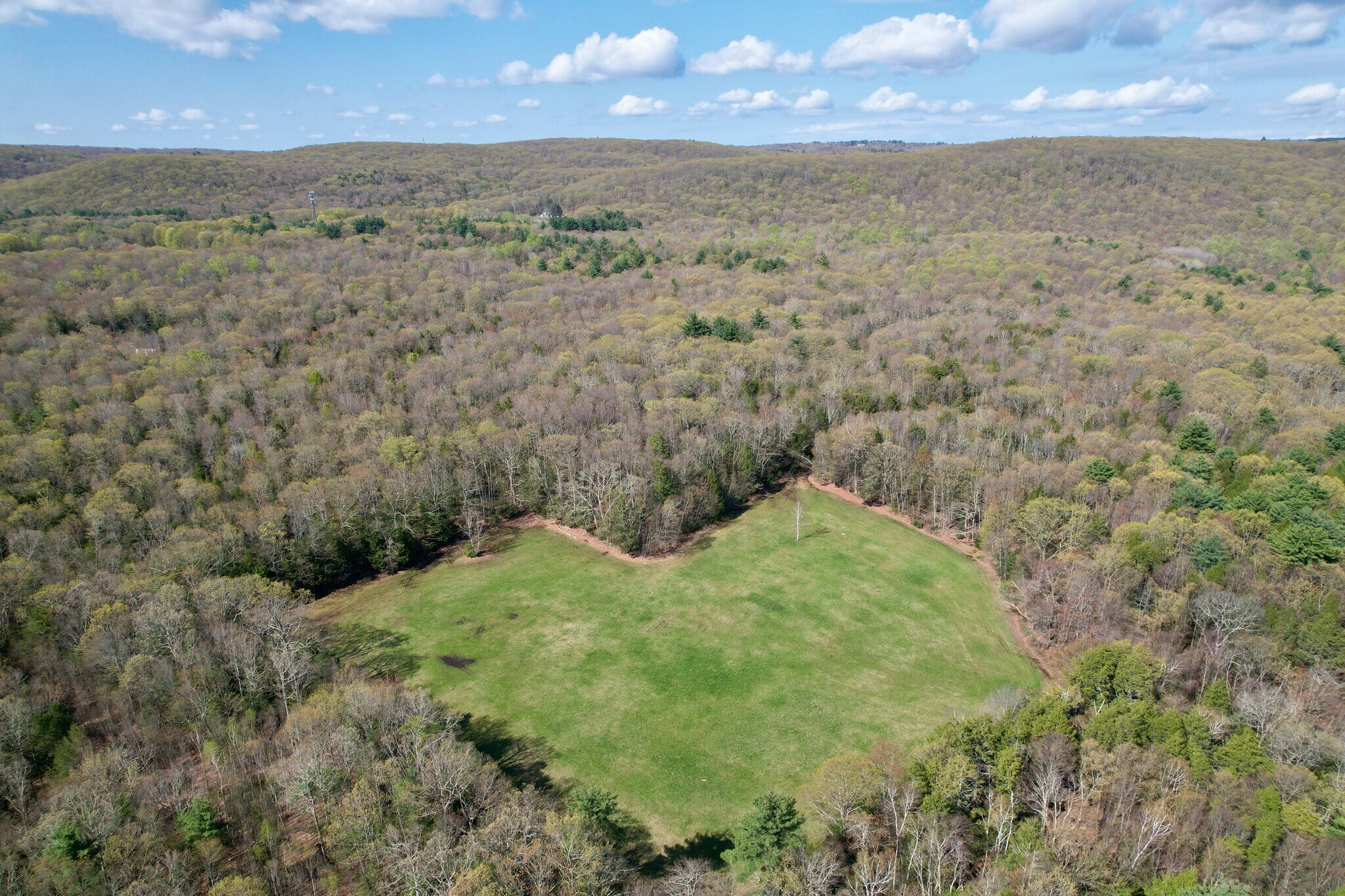 235 Granville Rd, North Granby, CT à vendre Aérien– Image 1 sur 6