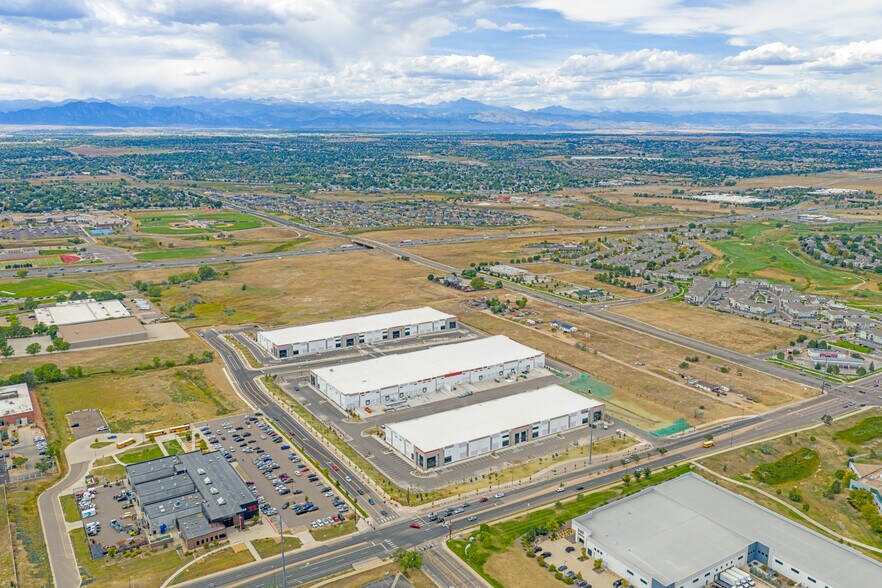 300 E 128th Ave, Thornton, CO à vendre - Photo de l’immeuble – Image 2 sur 6