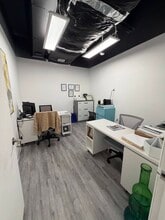 601 N Federal Hwy, Hallandale Beach, FL à louer Photo intérieure– Image 2 sur 6