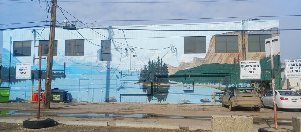 10211 100th Ave, Fort Saskatchewan, AB à louer - Photo de l’immeuble – Image 3 sur 9