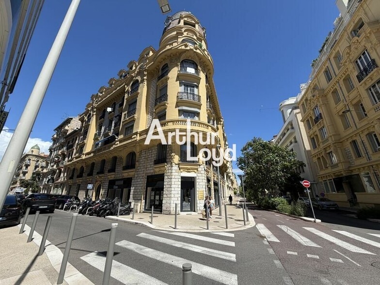 10 Rue Cronstadt, Nice à louer - Photo de l’immeuble – Image 1 sur 8