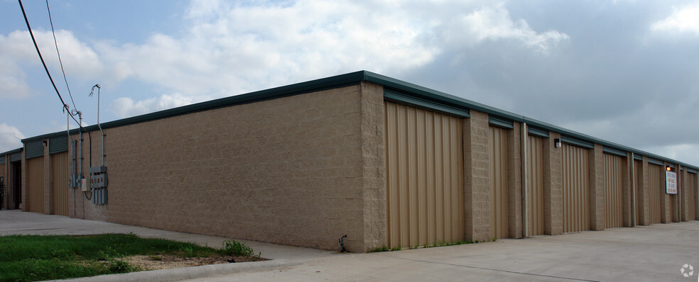 150 E Expressway 83, Alamo, TX à louer - Photo de l’immeuble – Image 2 sur 5