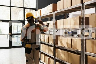 Plus de détails pour Bureau, Local d'activités à louer