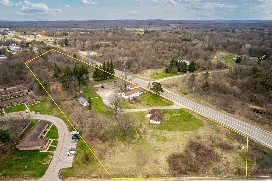 10685 Dixie Hwy, Springfield Township, MI à vendre - Photo de l’immeuble – Image 2 sur 6