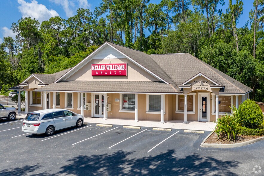 1607 S Alexander St, Plant City, FL à vendre - Photo principale – Image 1 sur 4