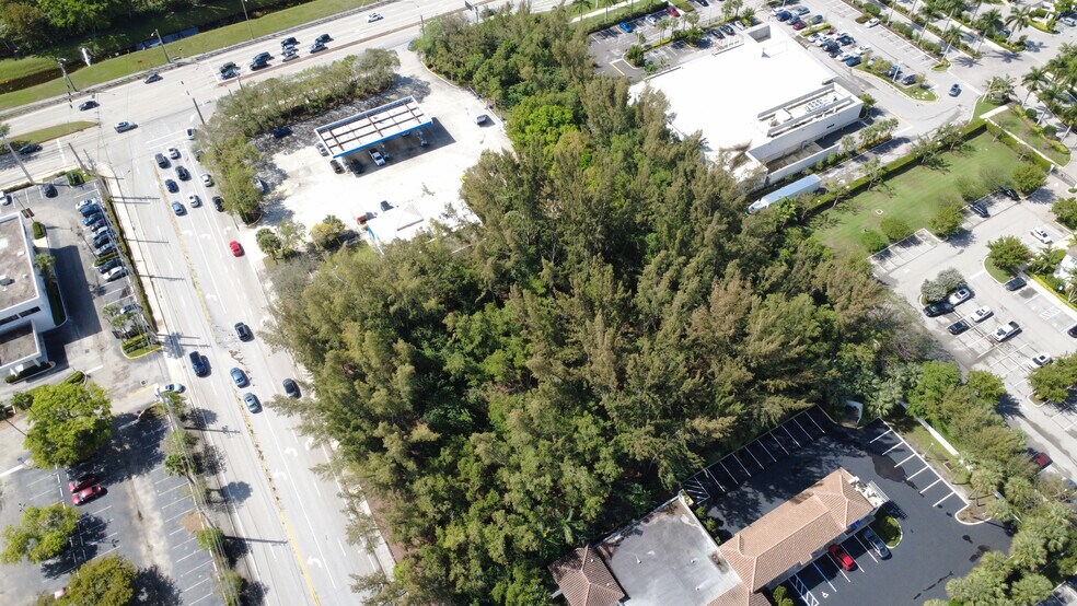 7533 Hagen Ranch Road, Delray Beach, FL à louer - Photo de l’immeuble – Image 3 sur 23