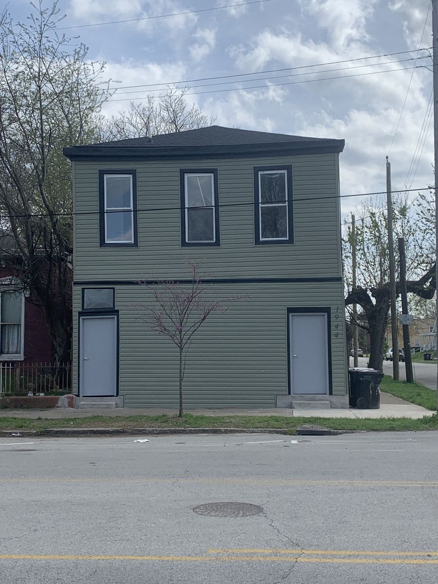 1944 W Jefferson St, Louisville, KY à louer Photo principale– Image 1 sur 9