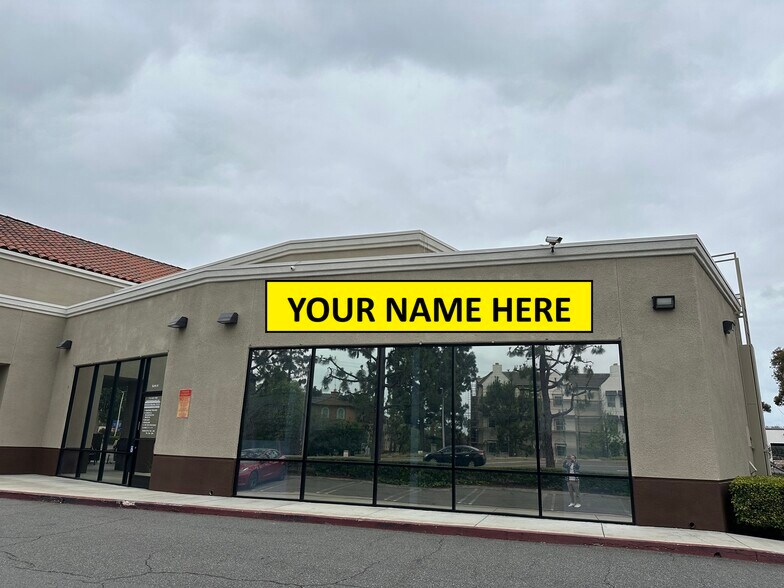 320 Bristol St, Costa Mesa, CA à louer - Photo de l’immeuble – Image 1 sur 5