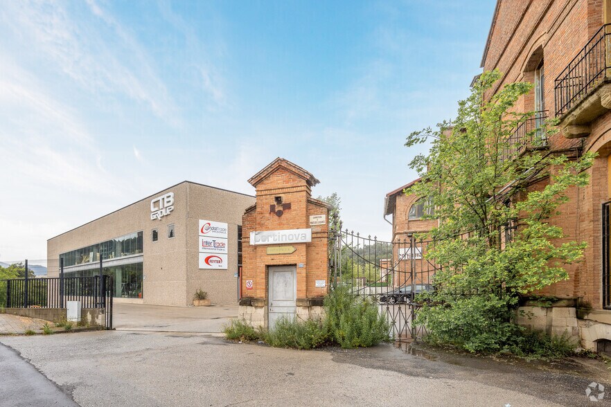 Carretera de Prats de Lluçanès, 550, Sabadell, Barcelona à vendre - Photo de l’immeuble – Image 3 sur 4