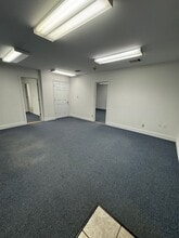 2019 Clovis R Barker Rd, San Marcos, TX à louer Photo intérieure– Image 2 sur 4