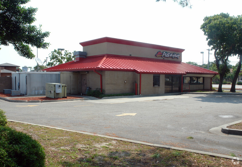 7601-7829 N Kings Hwy, Myrtle Beach, SC à louer - Photo de l’immeuble – Image 3 sur 4