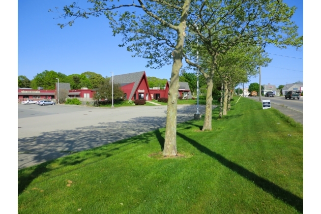 316 Main St, West Yarmouth, MA à louer - Photo de l’immeuble – Image 2 sur 13