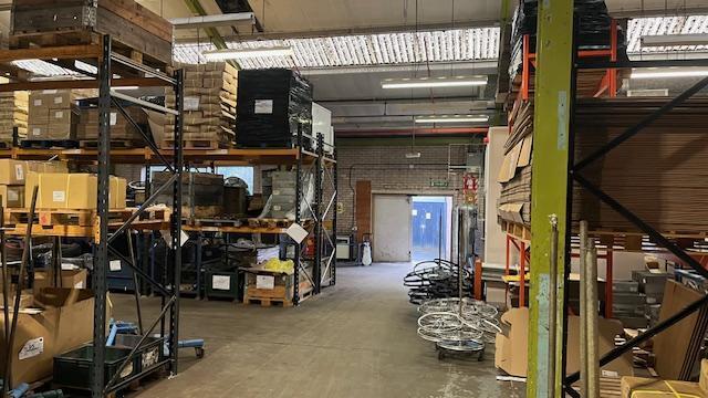 Portefeuille de 2 biens à vendre sur LoopNet.fr - Photo de l’immeuble – Image 3 sur 9