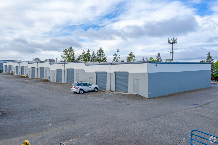 18562-18630 142nd Ave NE, Woodinville, WA à louer - Photo de l’immeuble – Image 3 sur 9