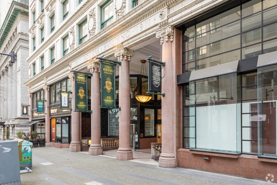 470 Granville St, Vancouver, BC à louer - Photo de l’immeuble – Image 2 sur 4