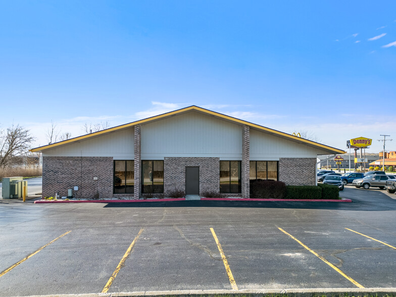 5800 Franklin St, Michigan City, IN à vendre - Photo de l’immeuble – Image 3 sur 9