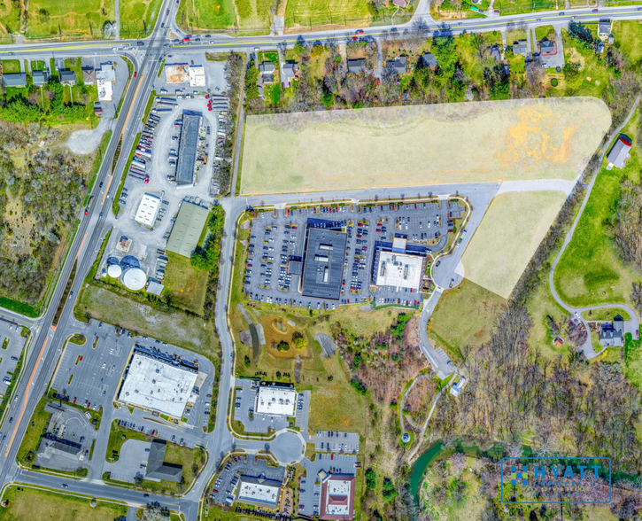 1190 Imperial Dr, Hagerstown, MD à vendre - Photo de l’immeuble – Image 2 sur 12