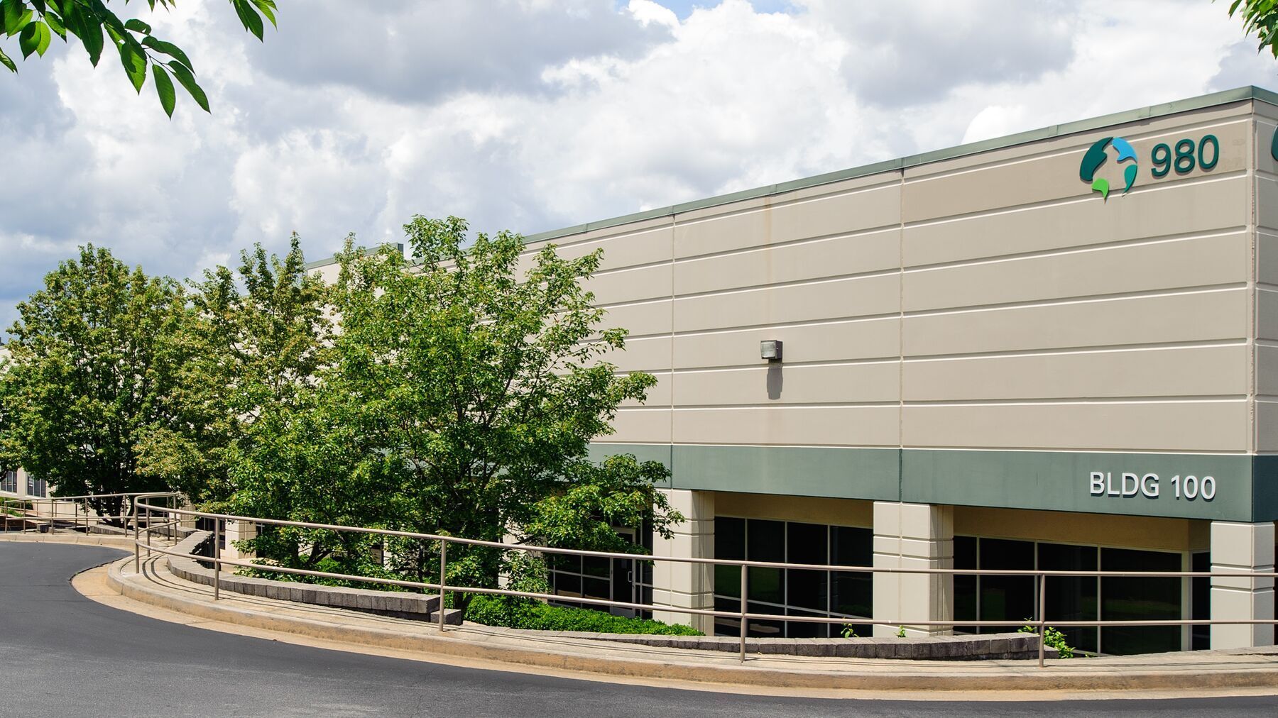 980 Cobb Place Blvd, Kennesaw, GA à louer Photo de l’immeuble– Image 1 sur 5