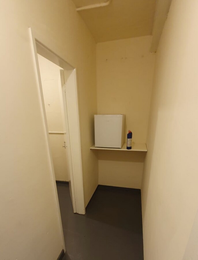 Leys Rd, Brierley Hill, WMD DY5 3UP - Lot 10 - - Photo intérieure - Image 2 of 7