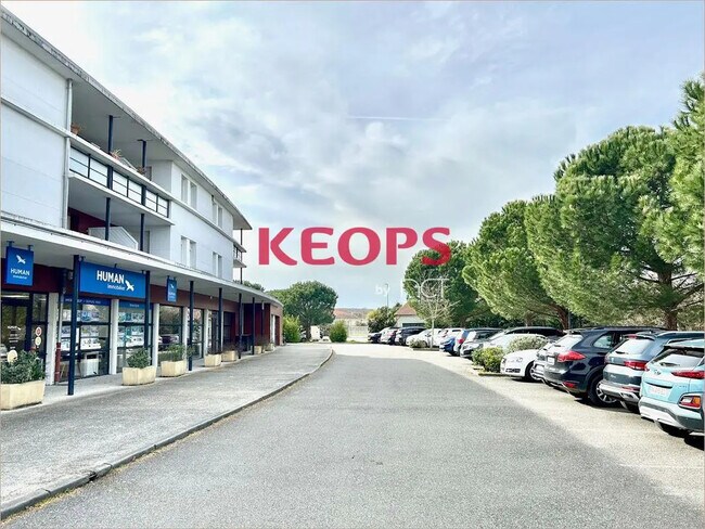 Plus de détails pour Local commercial à louer