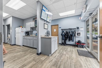 742 Fairmont Rd, Morgantown, WV à louer Photo intérieure– Image 1 sur 5