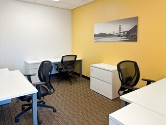 Plus de détails pour 2572 Boul Daniel Johnson, Laval, QC - Coworking à louer