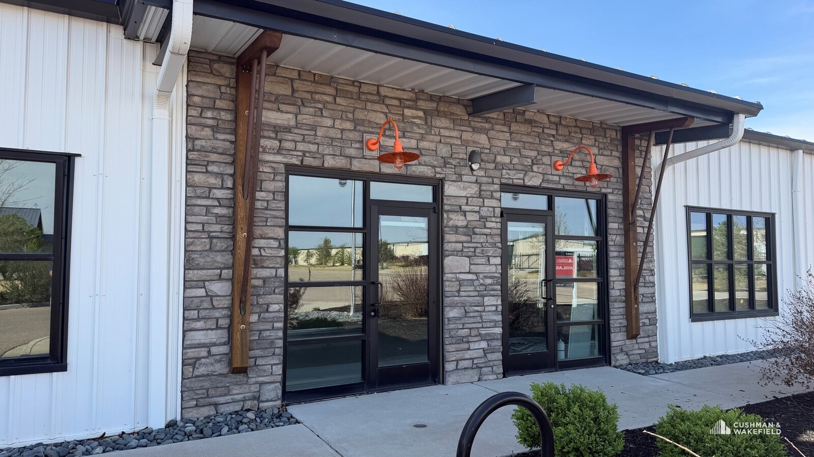5000 Goodman St, Timnath, CO 80547 - Lot 104 -  - Photo intérieure - Image 2 of 7