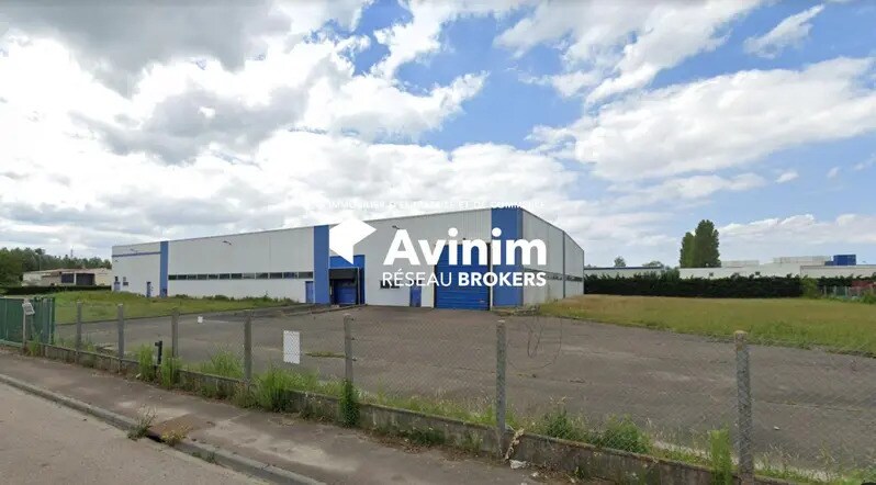 Industriel/Logistique dans Sandouville à louer - Photo de l’immeuble – Image 2 sur 8
