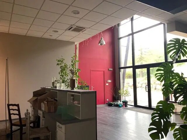 Bureau dans Coudes à louer - Photo intérieure – Image 2 sur 8