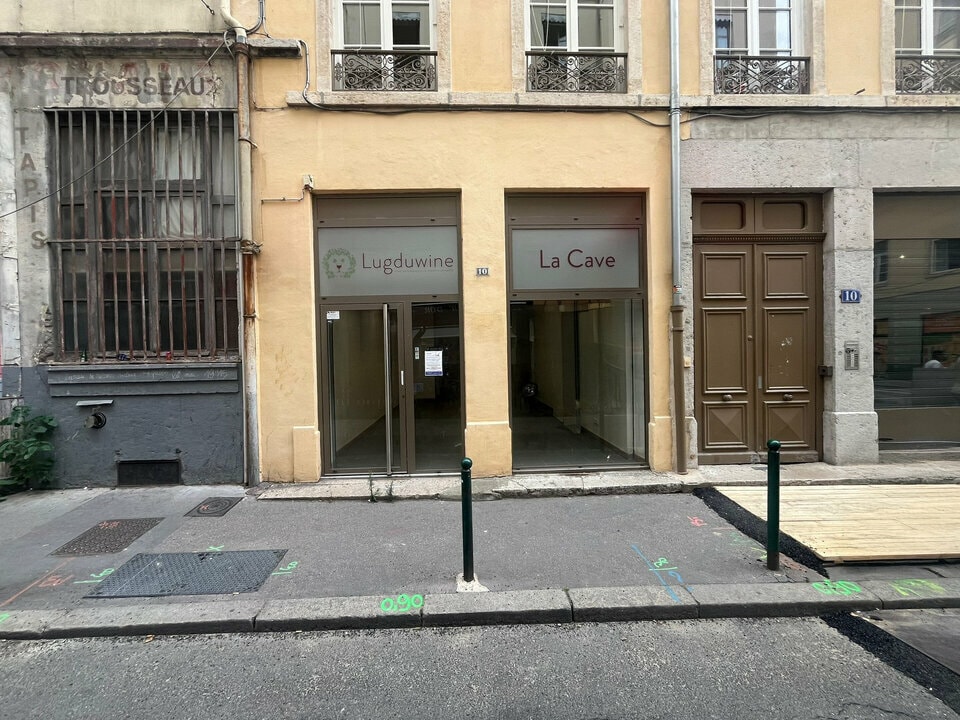 Local commercial dans Lyon à louer Photo de l’immeuble– Image 1 sur 7