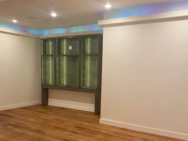 8210-8214 W Sunset Blvd, West Hollywood, CA à louer - Photo intérieure – Image 3 sur 3