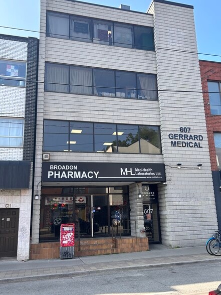 607 Gerrard St E, Toronto, ON à louer - Photo de l’immeuble – Image 1 sur 9