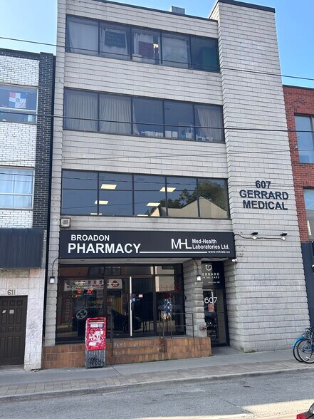 607 Gerrard St E, Toronto, ON à louer - Photo de l’immeuble – Image 2 sur 9