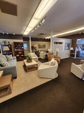 706 Trancas St, Napa, CA à louer Photo intérieure– Image 2 sur 8