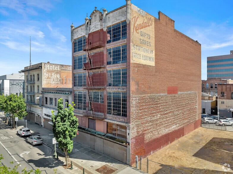430 E Weber St, Stockton, CA à vendre - Photo de l’immeuble – Image 3 sur 4