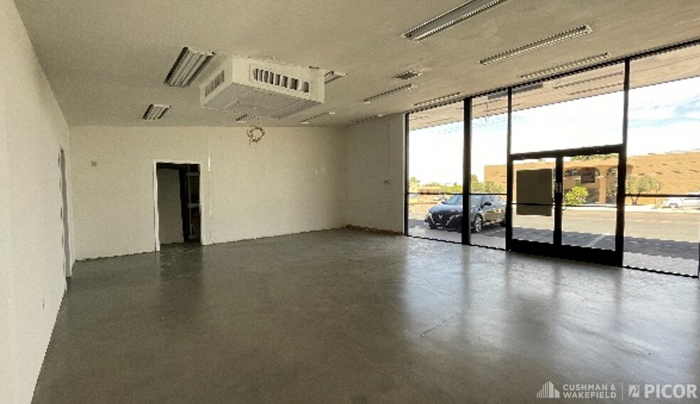 5450 E 5th St, Tucson, AZ à louer - Photo de l’immeuble – Image 2 sur 6