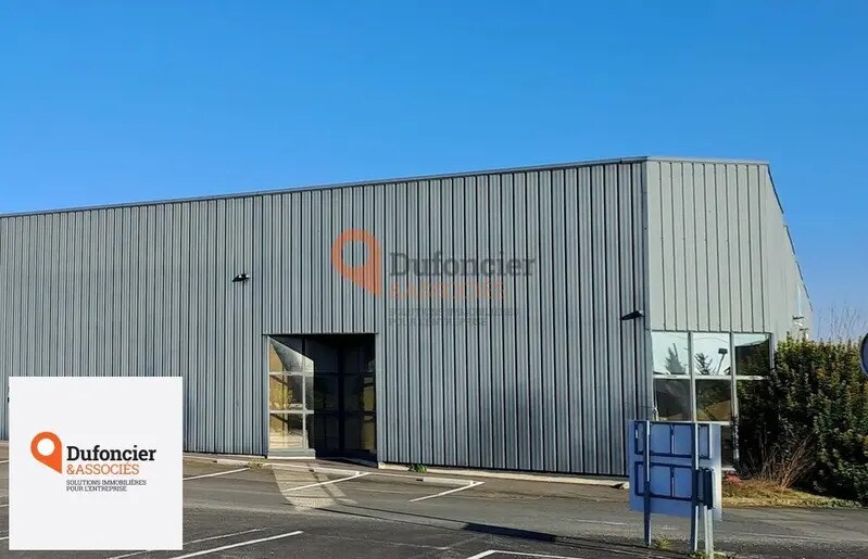 Bureau dans Châtellerault à louer - Photo de l’immeuble – Image 1 sur 1
