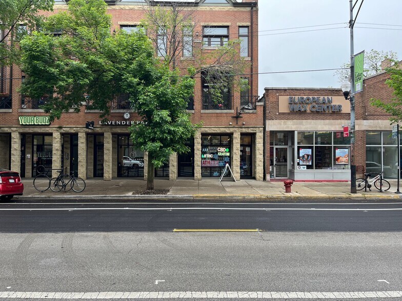 3724-3726 N Southport Ave, Chicago, IL à louer - Photo de l’immeuble – Image 2 sur 13