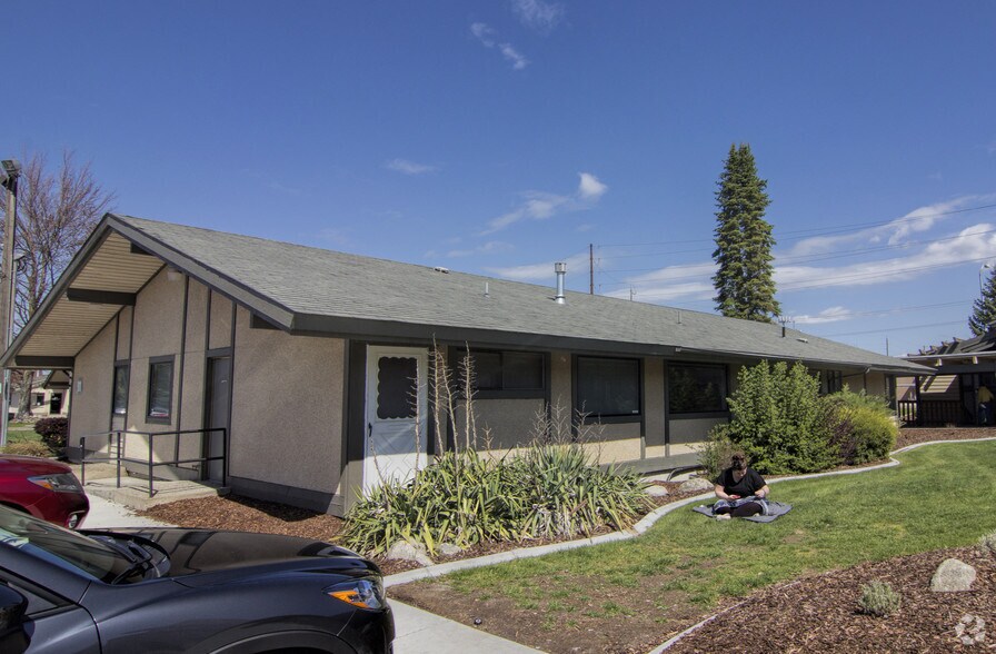 911 N Pines Rd, Spokane Valley, WA à vendre - Photo de l’immeuble – Image 3 sur 14