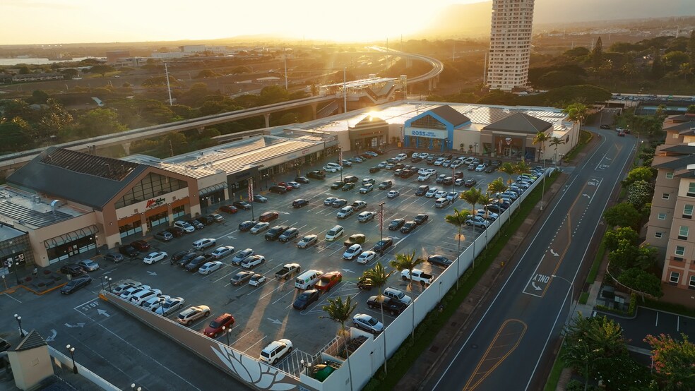 1000 Kamehameha Hwy, Pearl City, HI à louer - Photo de l’immeuble – Image 2 sur 10