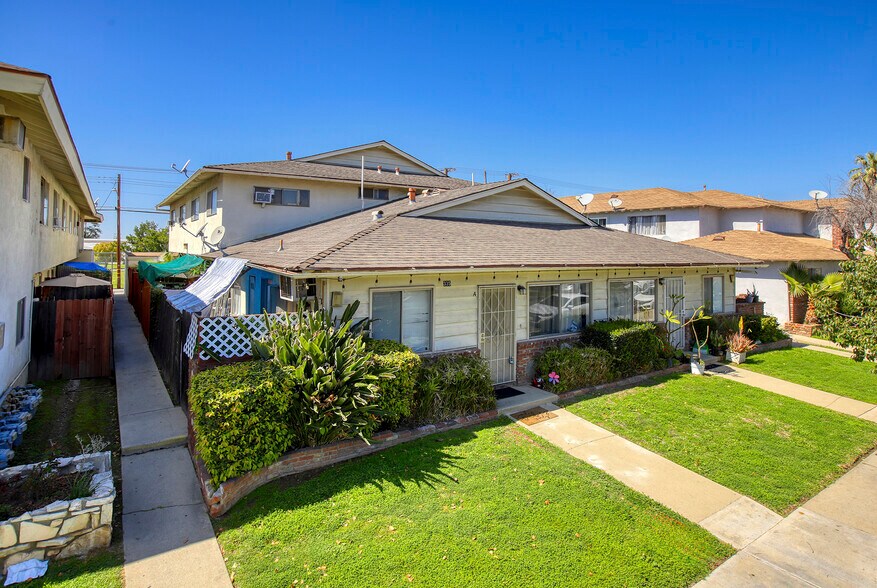 335 N Prospero Dr, Covina, CA à vendre - Photo de l’immeuble – Image 3 sur 7