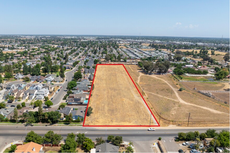3508 W Clinton Ave, Fresno, CA à vendre - Photo de l’immeuble – Image 3 sur 10