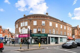 Plus de détails pour 5 The Quadrant, Epsom - Local commercial à vendre