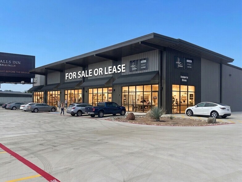 397 N Ridge Rd, Marble Falls, TX à louer - Photo de l’immeuble – Image 1 sur 6