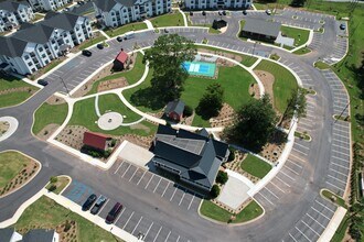 521 Cedar Tree rd, Wellford, SC à louer Photo de l’immeuble– Image 2 sur 3