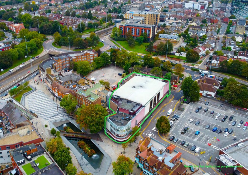 125-127 High St, Watford à louer Photo principale– Image 1 sur 10