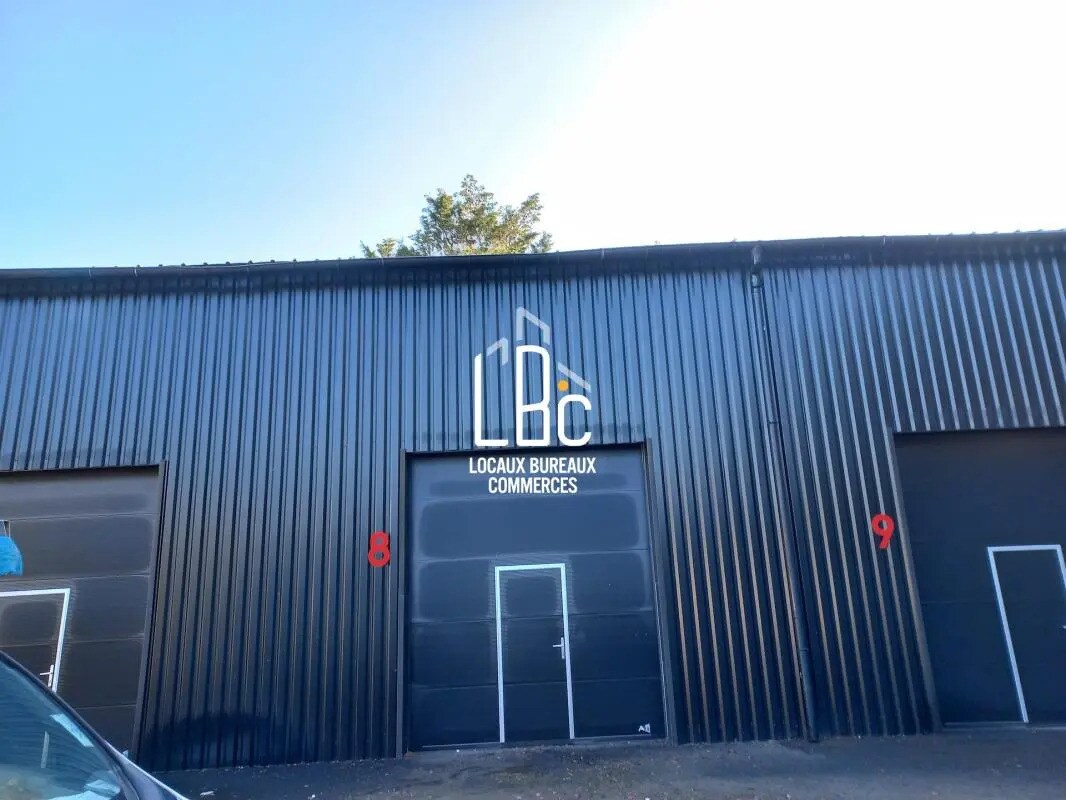 3644 Rue De Saint-Mars, Sucé-sur-Erdre à louer Photo de l’immeuble– Image 1 sur 5