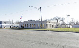 Plus de détails pour 17640 E 9 Mile Rd, Eastpointe, MI - Local commercial à vendre