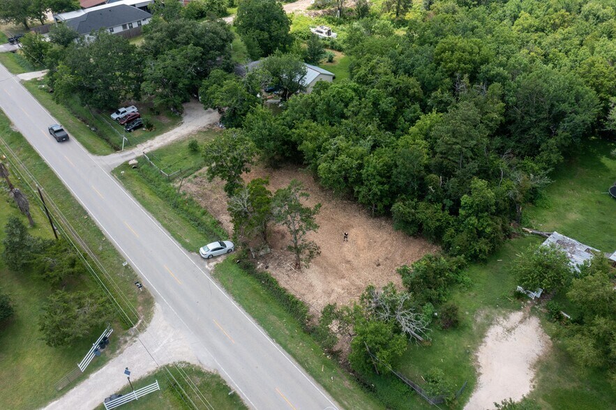 3902 Cedar Bayou Lynchburg Rd, Baytown, TX à vendre - Autre – Image 2 sur 5