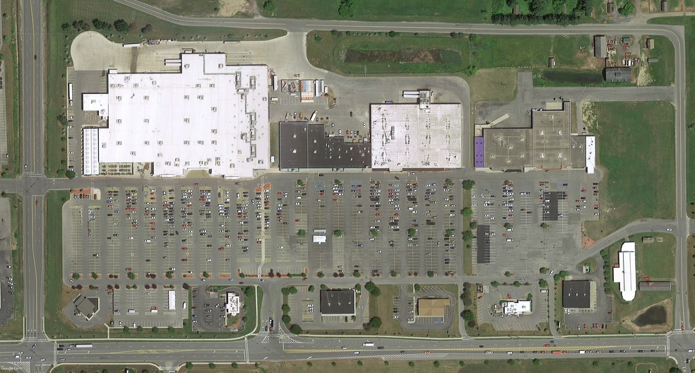141 Samford Farms Shopping Ct, Amsterdam, NY à louer - Aérien – Image 2 sur 3